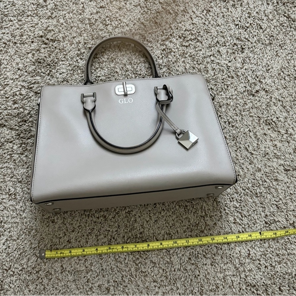 Michael Kors Elegant Gray Satchel - Picture 8 of 8